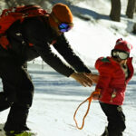 Escuelita de Ski o Snowboard: aprendizaje guiado para los más chicos en una jornada completa de nieve